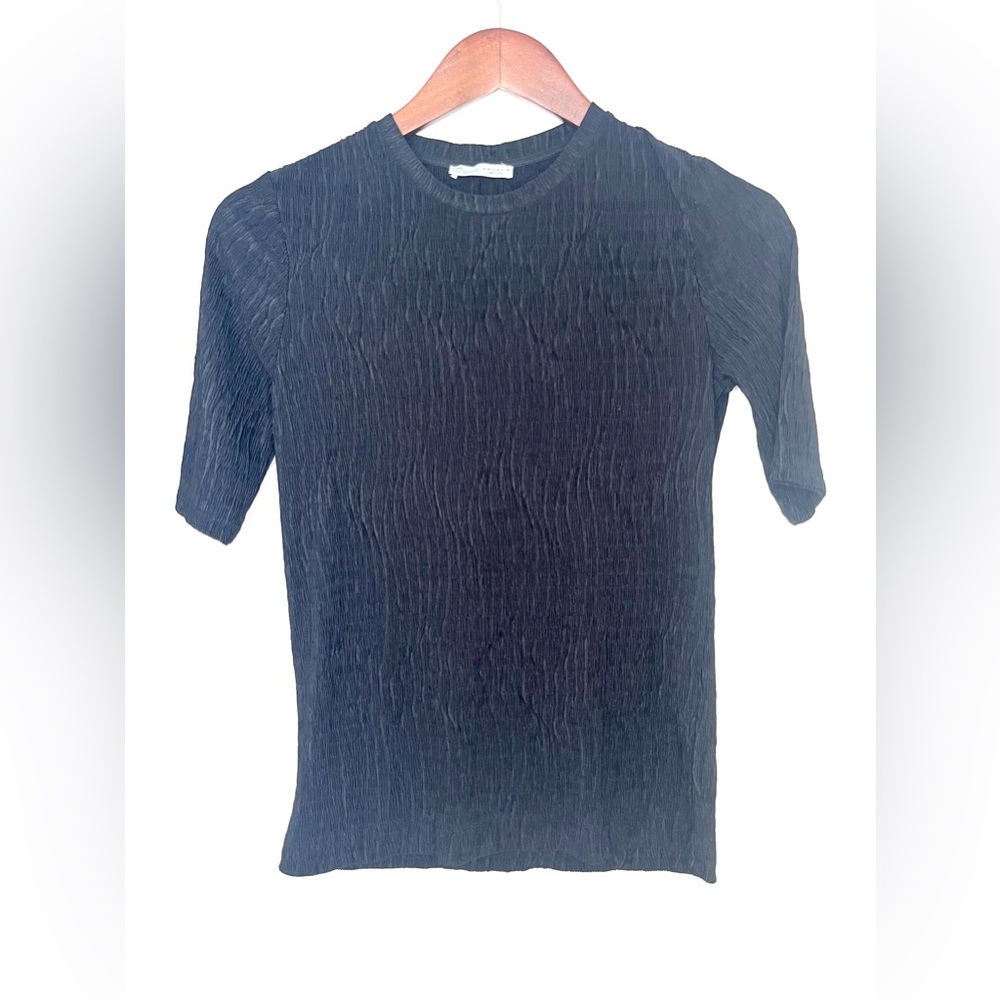 ZARA Woman Crinkle Short Sleeve Basic Collection Black Tee Shirt Top‎ | Medium